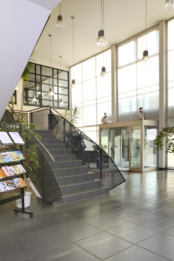 Lobby - VCH Hotel Greifswald (Greifswald)