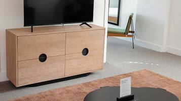 Suite, 1 King Bed with Sofa bed