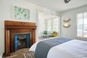 Habitación, 2 camas de matrimonio | Mobiliario individual, cunas gratuitas, wifi y ropa de cama
