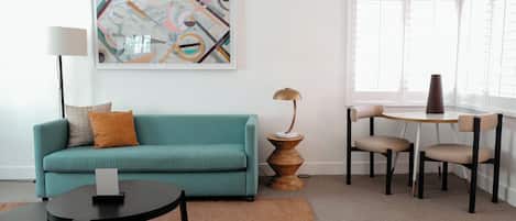 Suite, 1 King Bed with Sofa bed