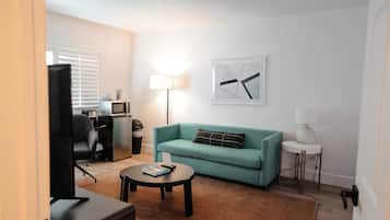 Suite, 1 Queen Bed with Sofa bed, Accessible | Iron/ironing board, travel crib, WiFi, individually furnished