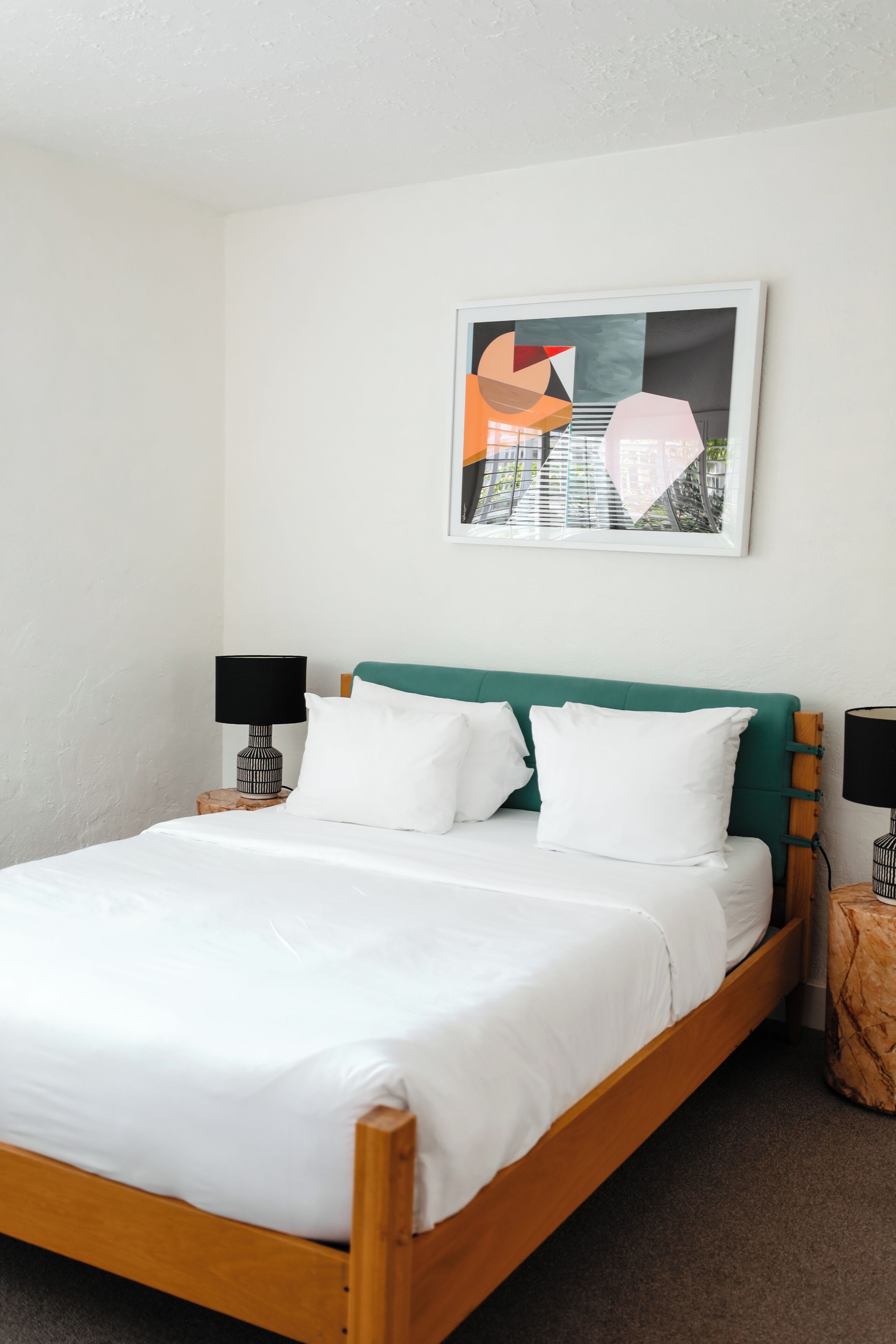 Suite, 1 King Bed with Sofa bed | Iron/ironing board, travel crib, WiFi, individually furnished