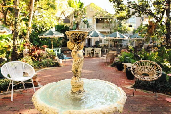Courtyard - Suites by The Wellborn (Orlando)