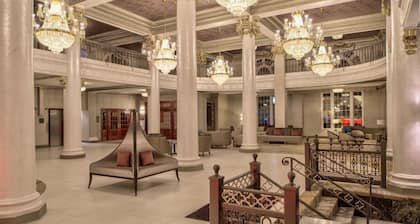 DoubleTree by Hilton Utica