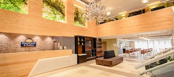 Days Inn & Suites by Wyndham Fort Myers Near JetBlue Park
