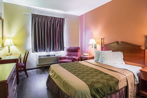 Econo Lodge Inn & Suites Ripley