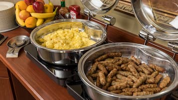 Ilmainen päivittäinen täysi aamiainen