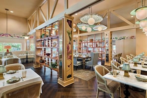 9 restaurantes: opção de café da manhã, almoço e jantar