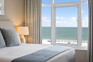 Premium bedding, in-room safe, individually decorated
