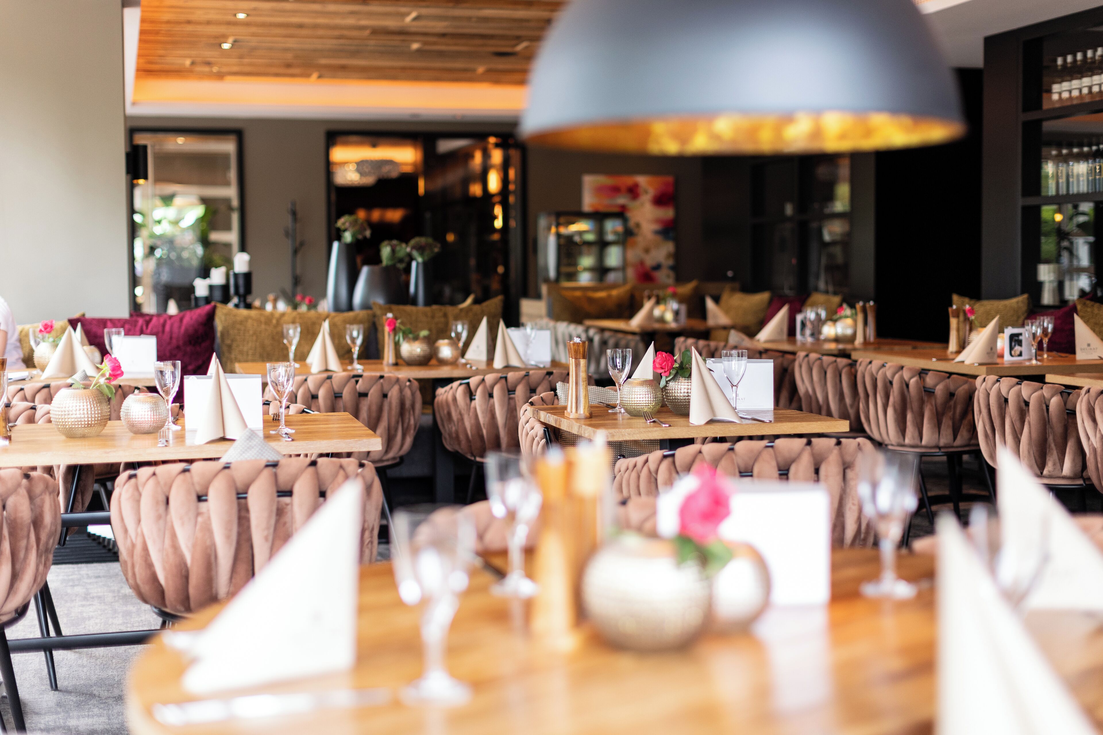 breakfast, lunch, dinner served; regional cuisine, al fresco dining