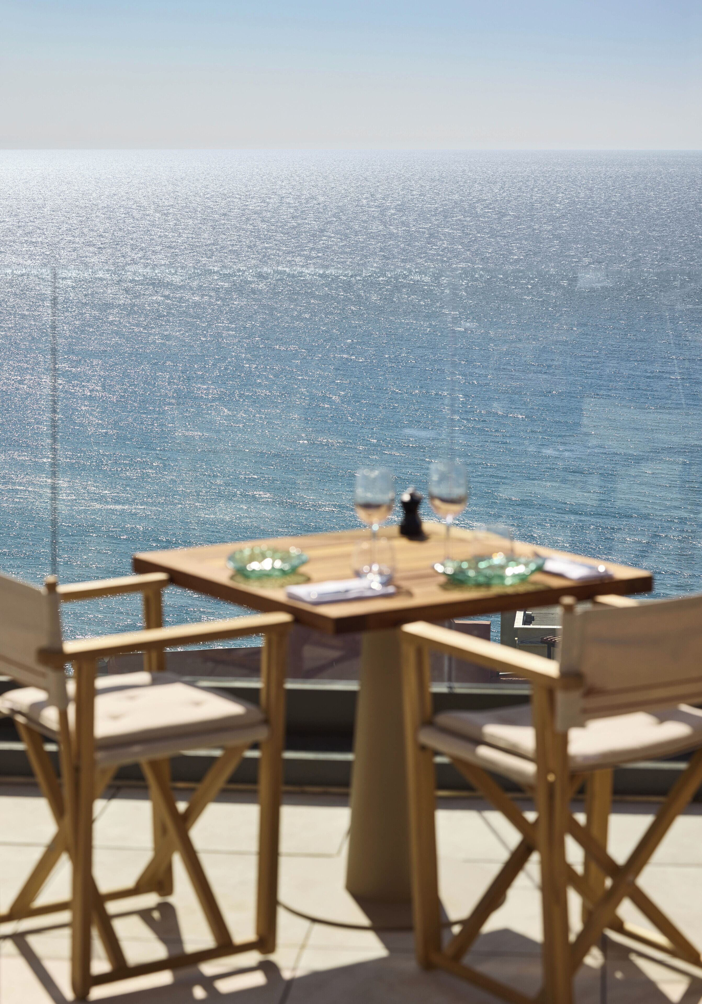Petit déjeuner, déjeuner et dîner servis sur place