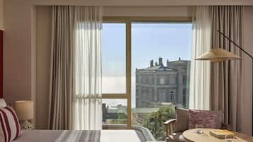 Deluxe Room, 1 King Bed, Ocean View | Premium bedding, down comforters, minibar, in-room safe