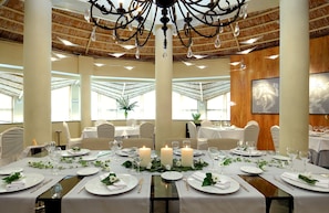 5 restaurants, lunch, dinner served; Mediterranean cuisine
