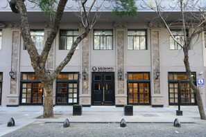 Fachada de la propiedad