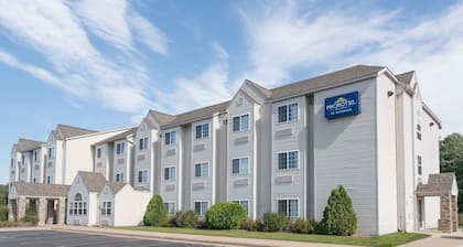 Microtel Inn & Suites by Wyndham Rice Lake