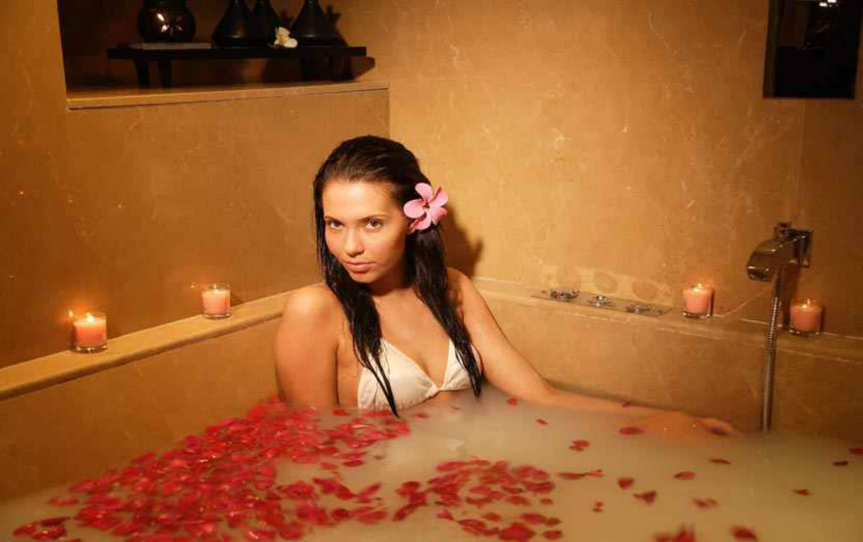 Sauna, soins du visage, soins de manucure et de pédicure