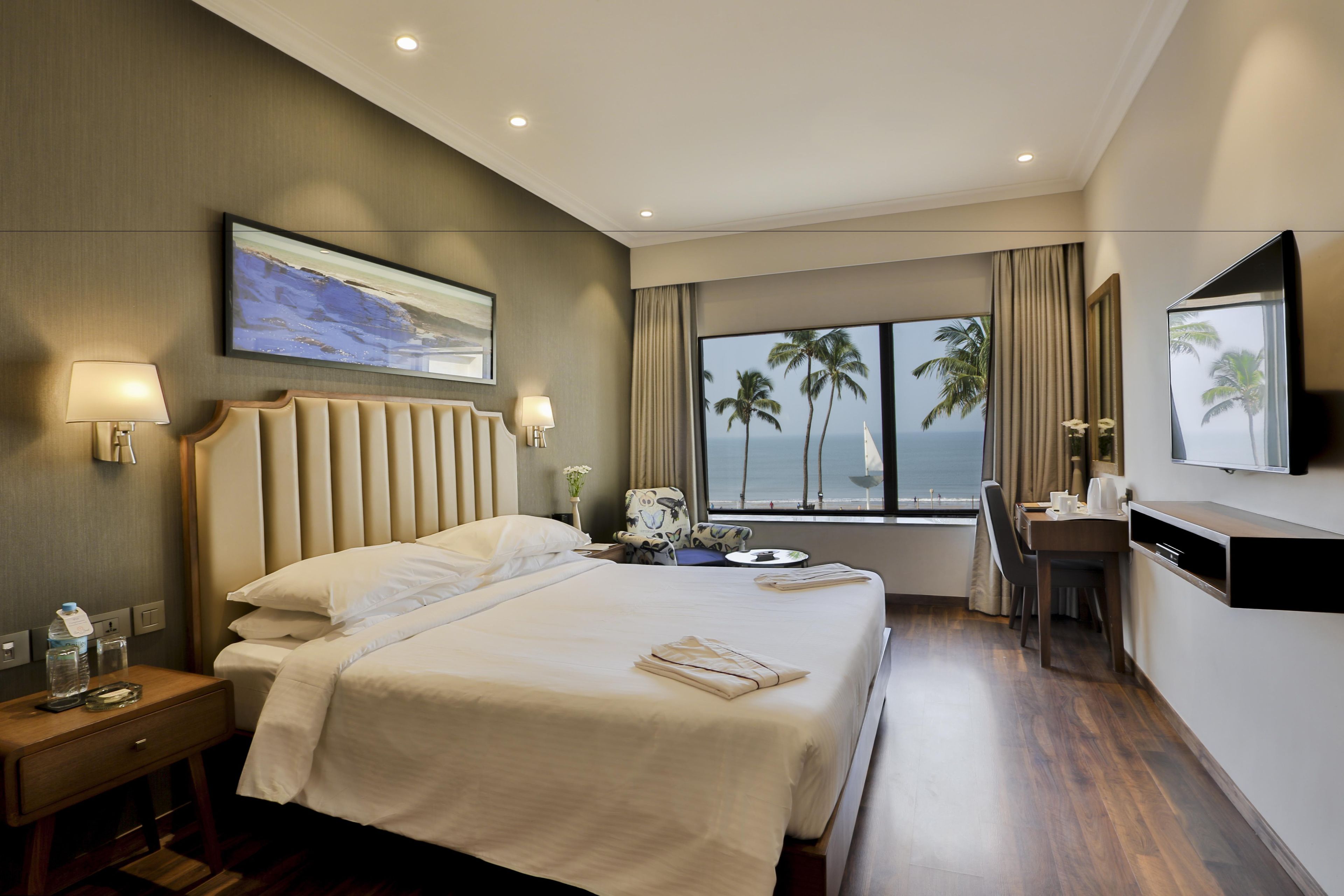 Photo - Sun N Sand Hotel Mumbai