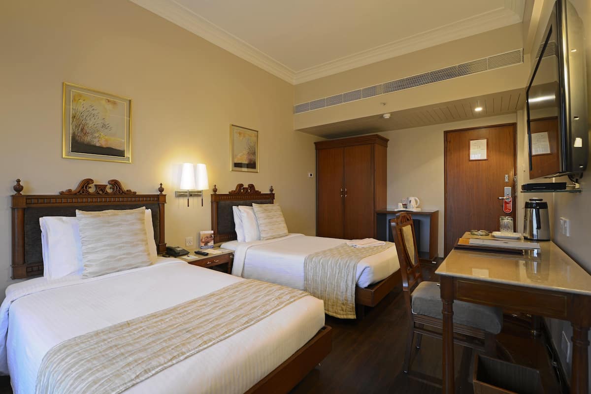 1 Schlafzimmer, hochwertige Bettwaren, Minibar, Zimmersafe