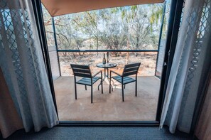 Standard Room - 2 Queens | Terrace/patio