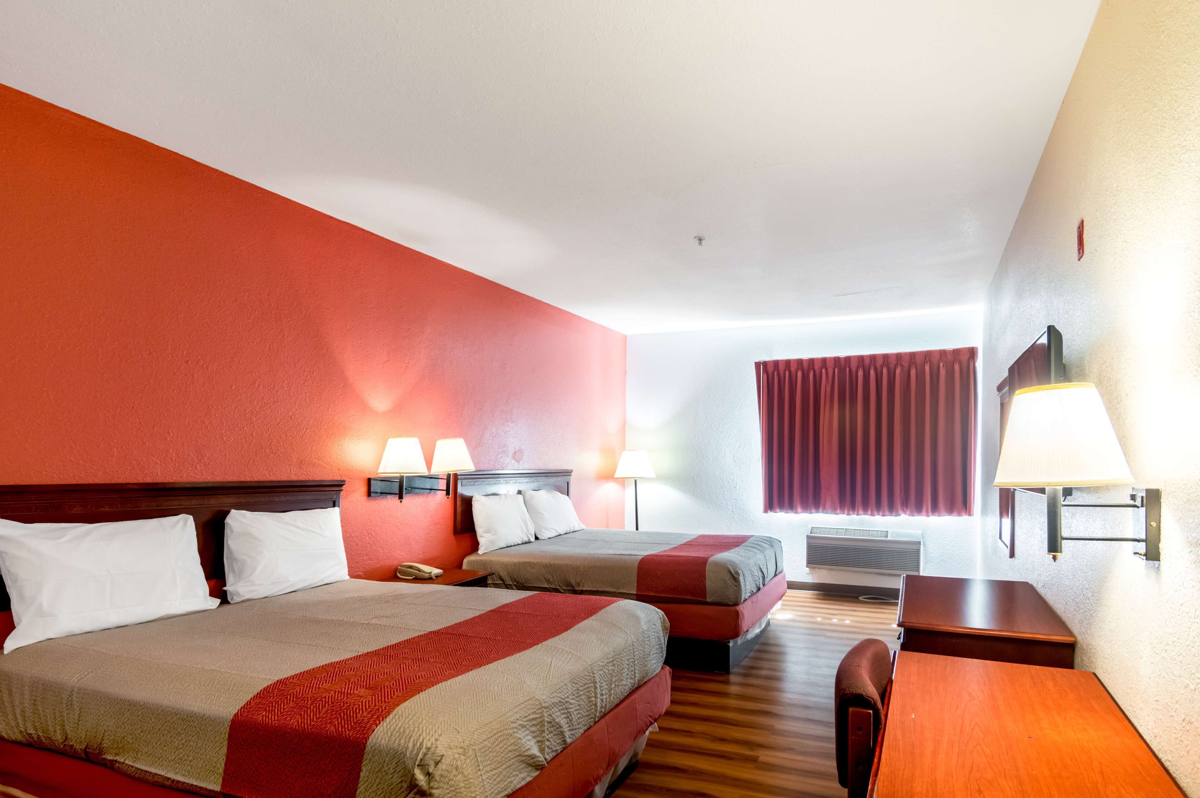 免費 Wi-Fi、床單