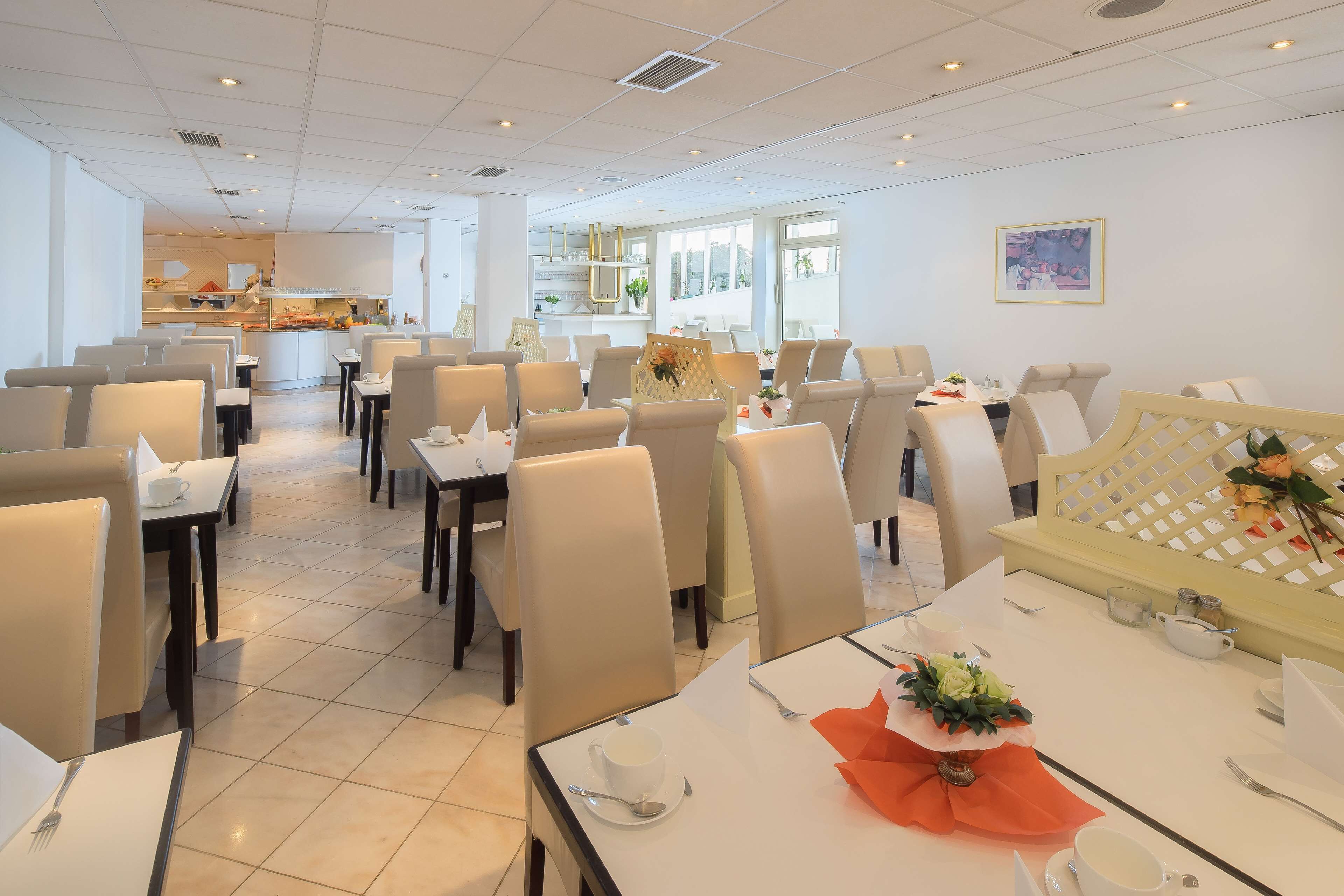 Morgenmadsbuffet hver dag (15 EUR pr. person)