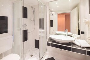 Standard-Einzelzimmer | Badezimmer