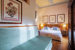 Classic Quadruple Room | Hypo-allergenic bedding, minibar, in-room safe, individually decorated