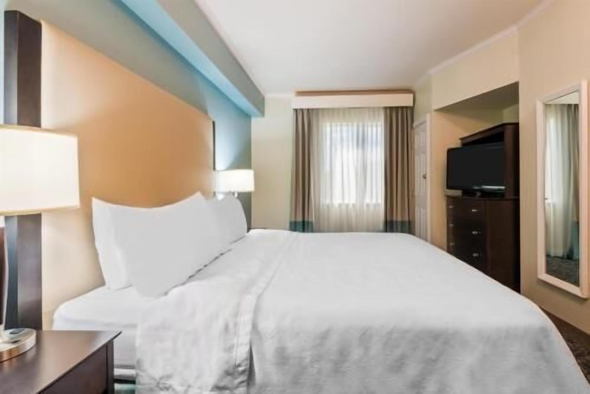 In-room safe, desk, laptop workspace, blackout drapes