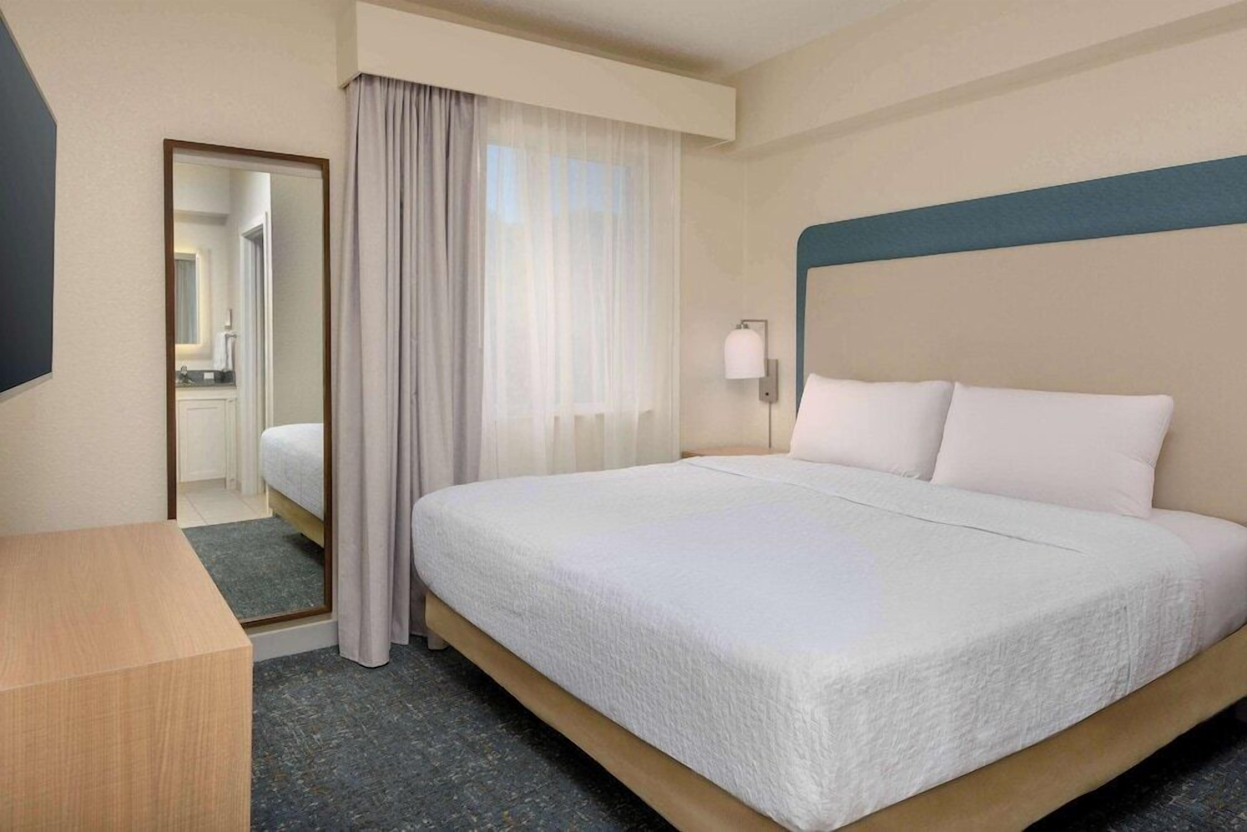 In-room safe, desk, laptop workspace, blackout curtains