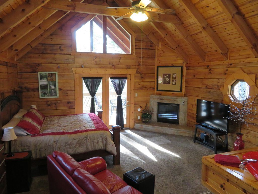 Condo, 1 Bedroom Manoirs 110-5 | Living area | Foosball, table tennis, books, music library