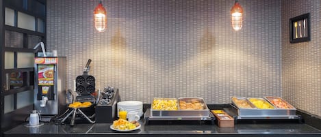 Tägliches inbegriffenes Frühstück zum Mitnehmen