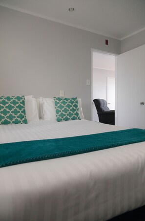 1 bedroom, iron/ironing board, free WiFi, wheelchair access