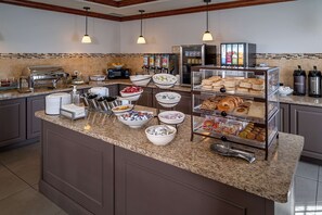 Free daily buffet breakfast 