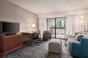 Hypo-allergenic bedding, memory-foam beds, in-room safe, desk