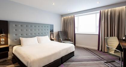 Premier Inn Manchester Trafford Centre Wst