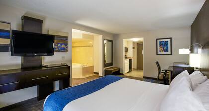 Holiday Inn Express Hotel & Suites Meadowlands Area by IHG