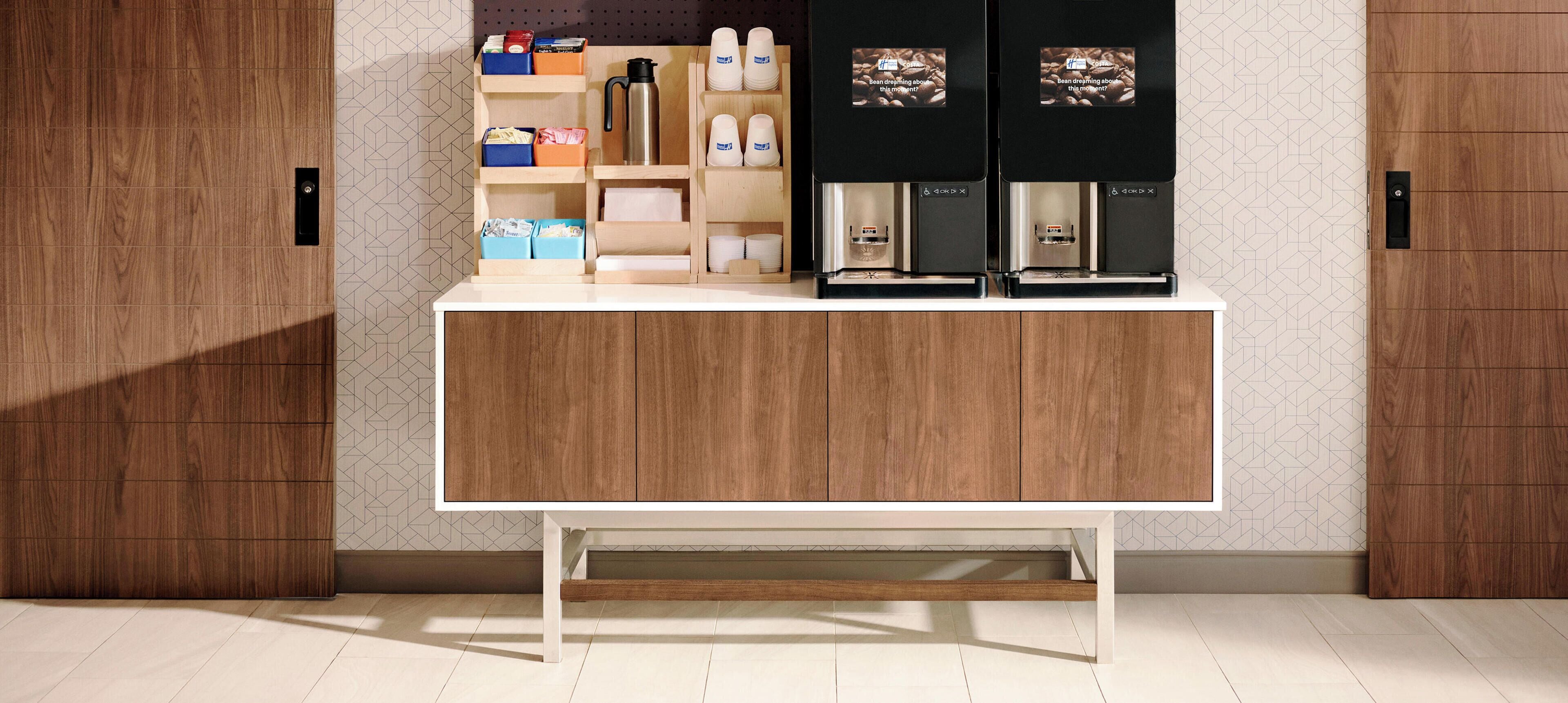 Foto - Holiday Inn Express Hotel & Suites Meadowlands Area by IHG