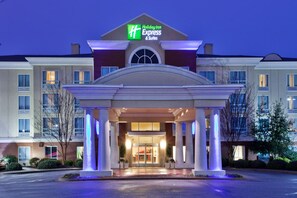 Exterior - Holiday Inn Express & Suites Greenville-I-85 & Woodruff Rd by IHG (Greenville)