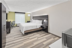 In-room safe, desk, iron/ironing board, free cribs/infant beds - Holiday Inn Express & Suites Greenville-I-85 & Woodruff Rd by IHG (Greenville)