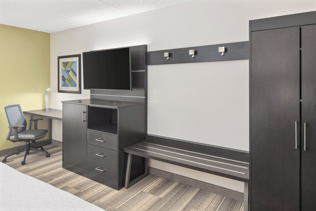 Standaard kamer, 2 queensize bedden (Leisure) | Kamervoorziening
