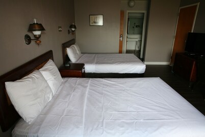 Thriftlodge Cape Breton