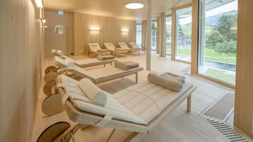 Körperbehandlungen, Warmsteinmassagen, Schwangerschaftsmassagen