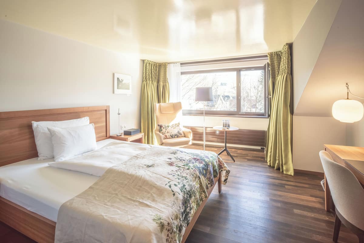 Standard Zimmer ohne Balkon | 1 bedroom, hypo-allergenic bedding, in-room safe, desk