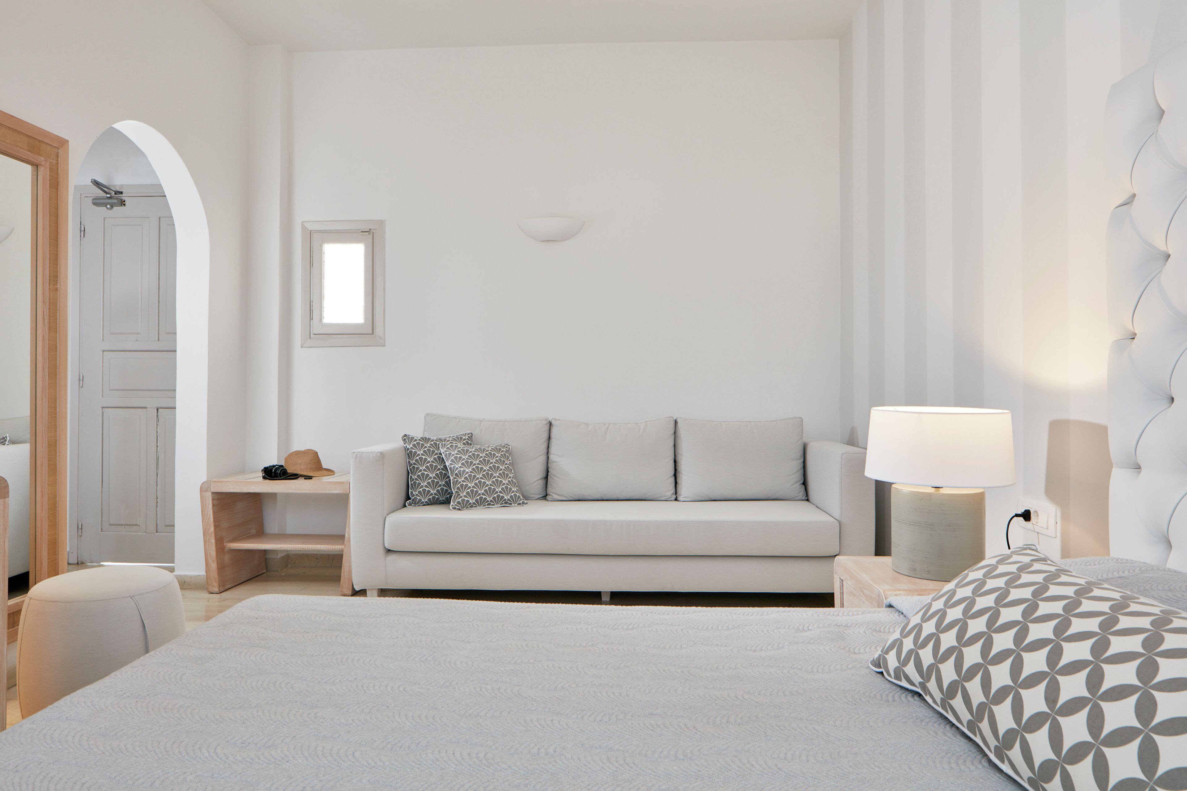 junior suite | in-room safe, free wifi, bed sheets, alarm clocks