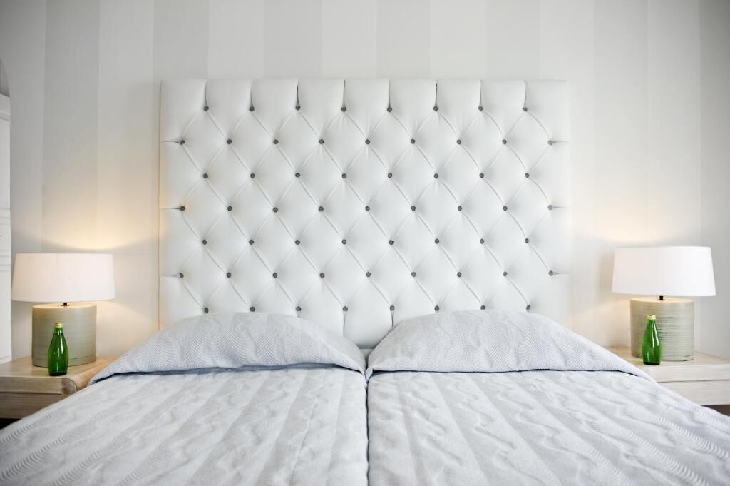 Caja de seguridad en la habitación, wifi gratis y ropa de cama 