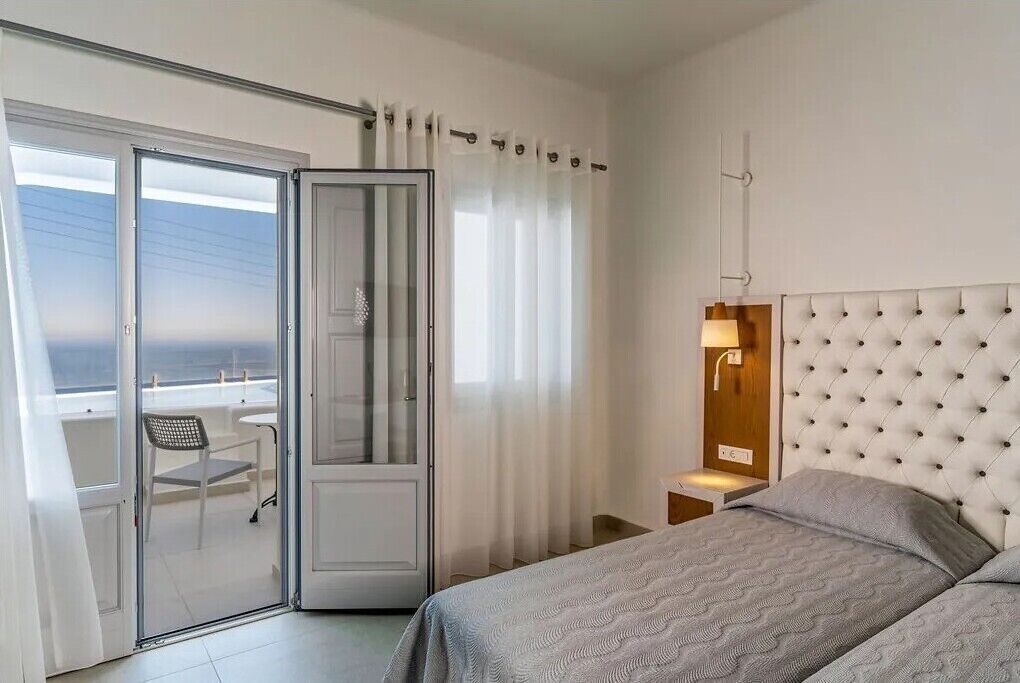 Caja de seguridad en la habitación, wifi gratis y ropa de cama 