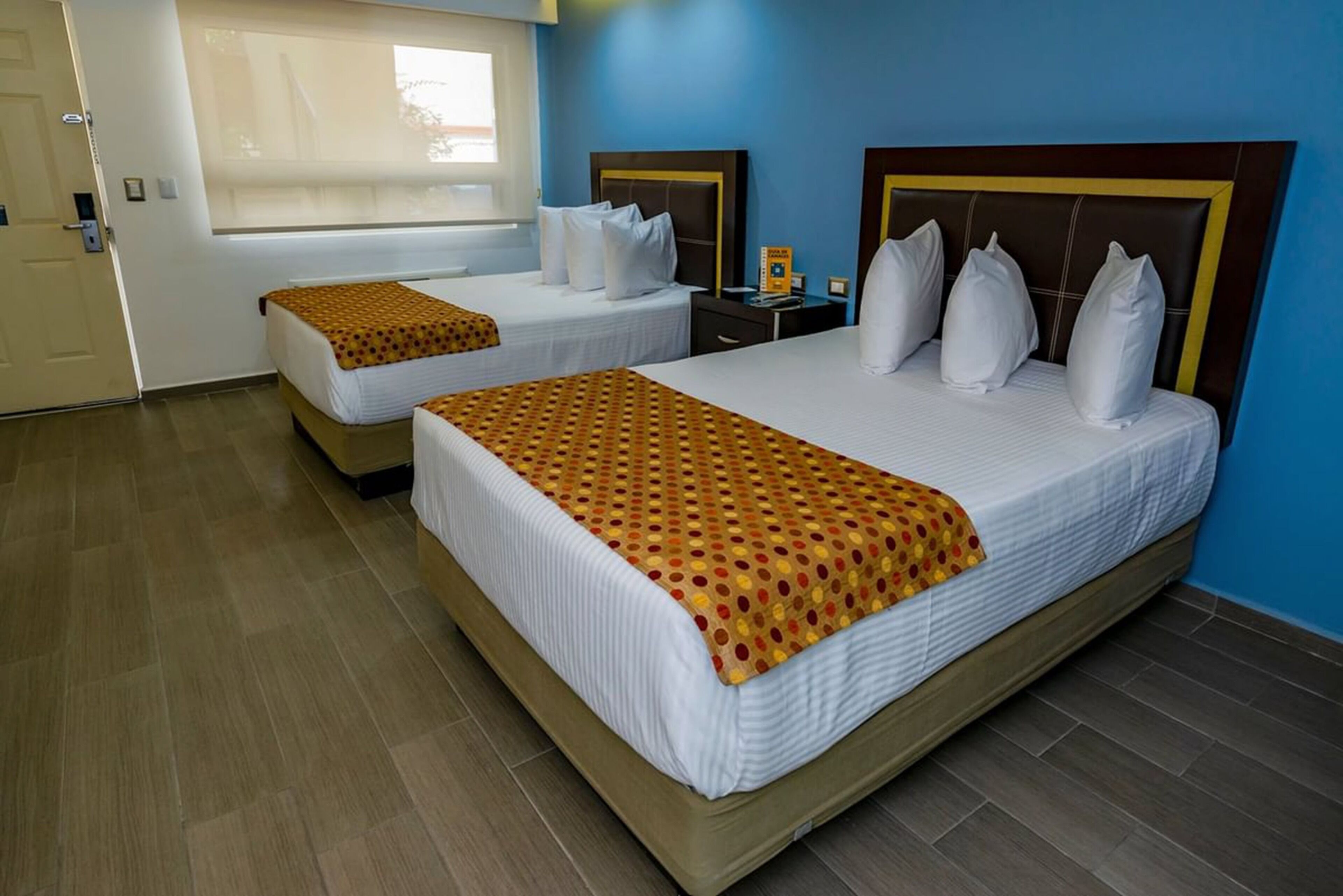 deluxe double room, 2 double beds, non smoking | premium bedding, pillow-top beds, in-room safe, desk