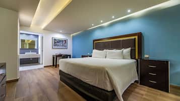 Habitación estándar, 1 cama King size | Ropa de cama de alta calidad y camas con pillow-top