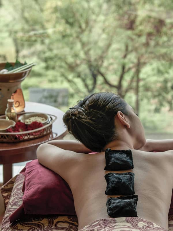 Sauna, hot tub, steam room, body treatments, aromatherapy