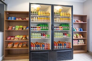 Snack bar